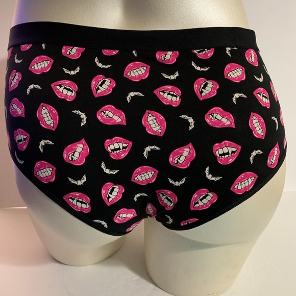 Torrid Cheeky Panties Underwear Halloween Fangs Lips Bats Black Plus 6 30 - Picture 3 of 4